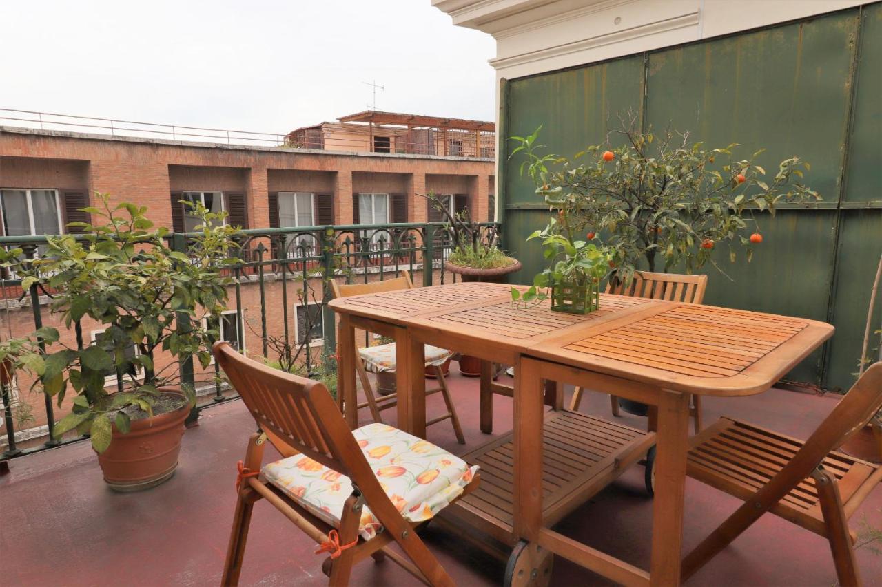 Trevi Grand Blu Suite B&B Rome Extérieur photo