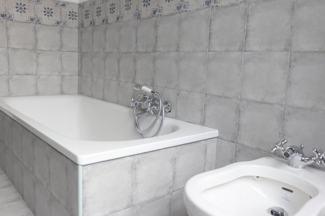 Trevi Grand Blu Suite B&B Rome Extérieur photo